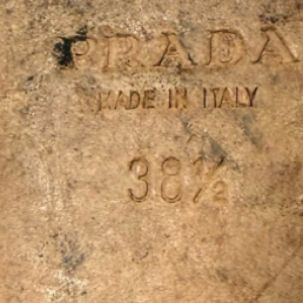 Prada pointed toe beige leather ballet flats with bow tassel 38.5 /8 - Picture 11 of 11